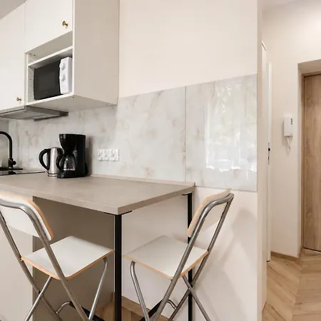 Cozy Pawlowa Апартаменти *